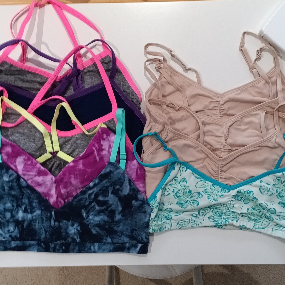 9 Bras (5 Sports Bras and 4 Bralettes)